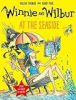 Winnie_and_Wilbur_at_the_seaside